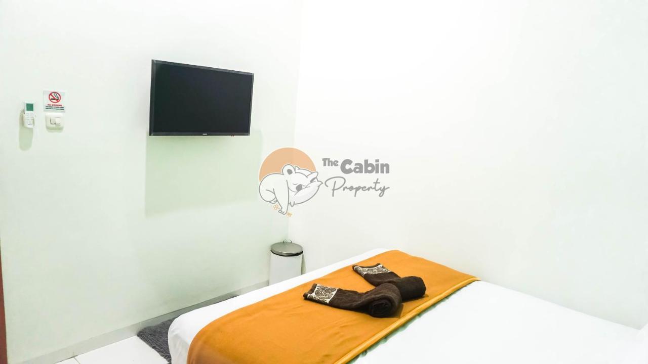The Cabin Tugu Hostel Yogyakarta Esterno foto